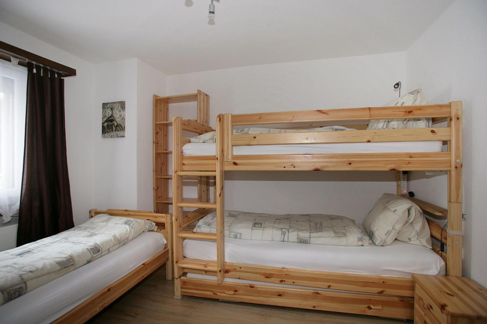 Baron / Baronesse Apartments ลอยเคอร์บัด ห้อง รูปภาพ