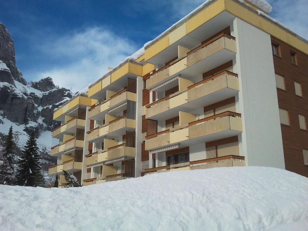 Baron / Baronesse Apartments ลอยเคอร์บัด ภายนอก รูปภาพ